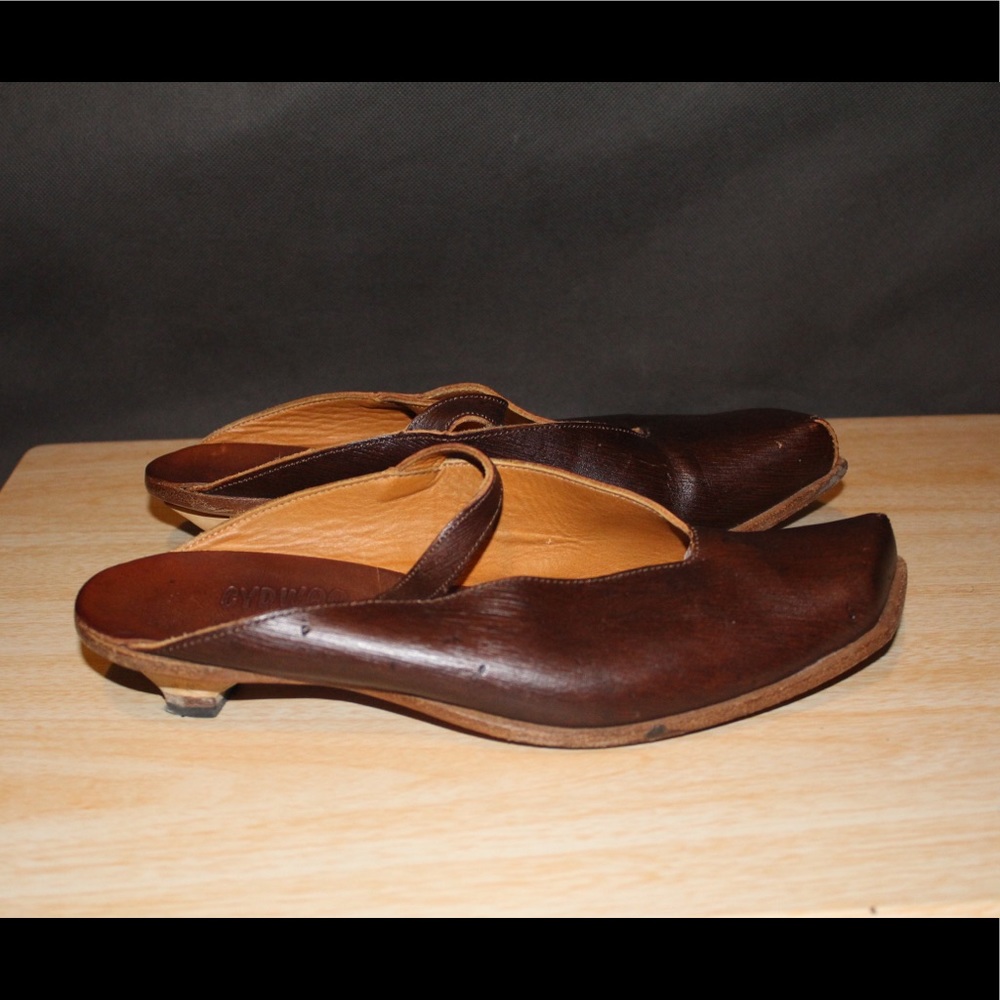 Cydwoq Vintage Clogs